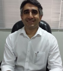 Dr. Gustavo Rassi